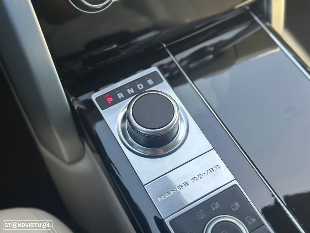 Land Rover Range Rover 4.4 SDV8 Vogue - 42