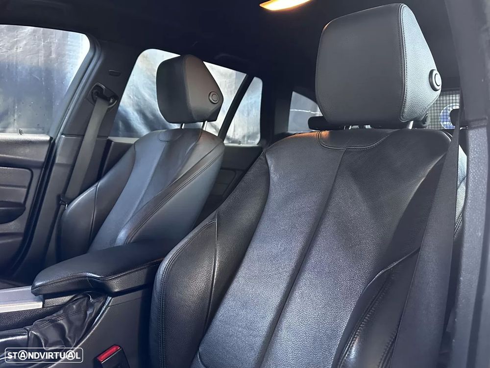 BMW 320 d Touring Pack M - 27