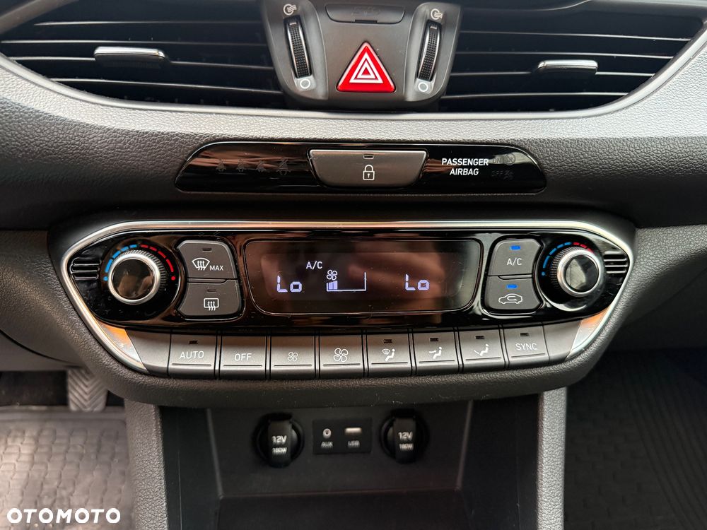 Hyundai i30 1.4 T-GDI GO Plus - 17