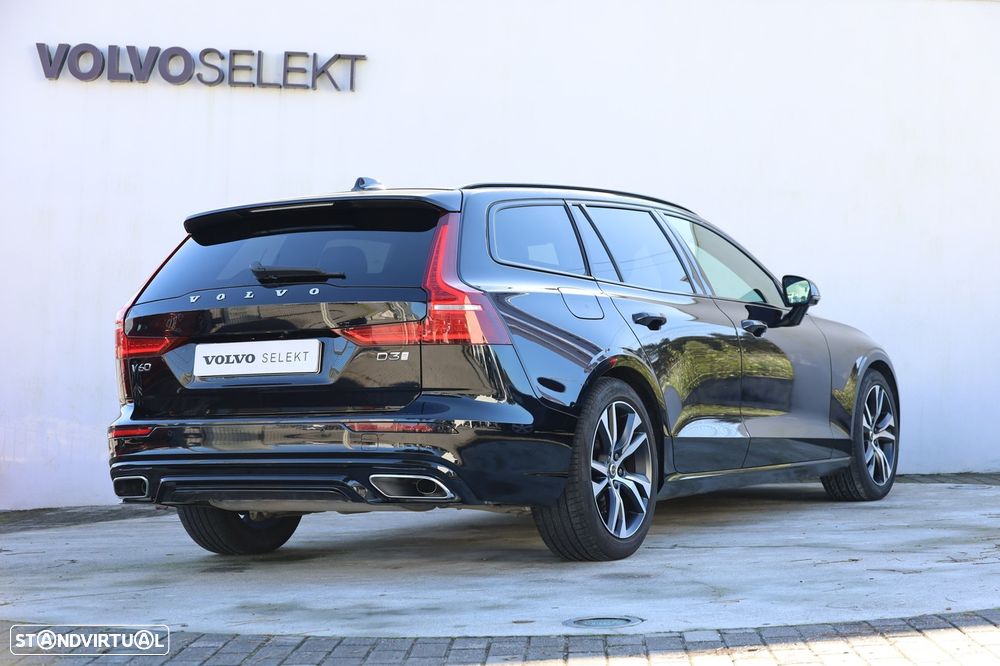 Volvo V60 2.0 D3 R-Design Geartronic - 22