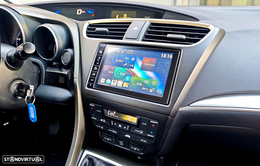 Honda Civic 1.6 i-DTEC Elegance Connect Navi+ADAS - 25