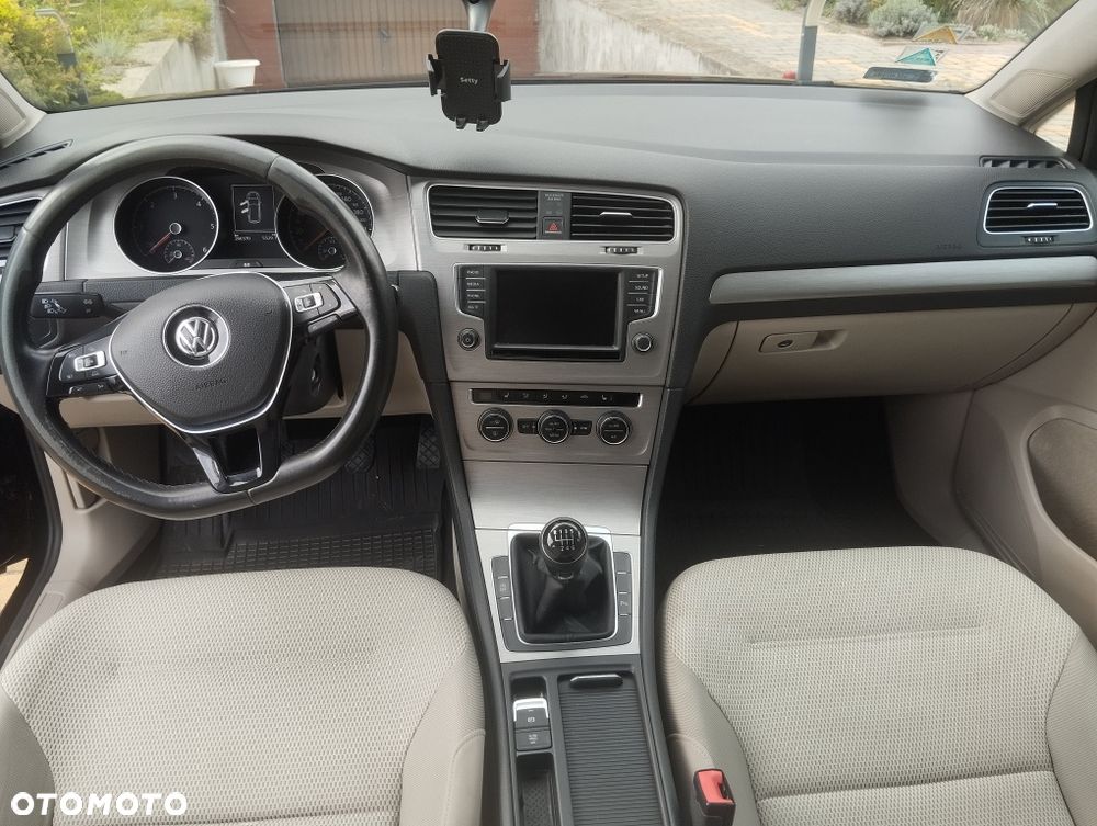 Volkswagen Golf - 7