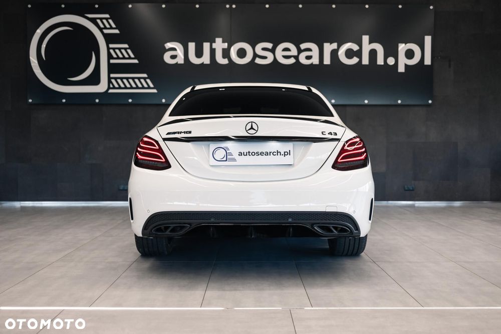 Mercedes-Benz Klasa C AMG 43 4-Matic - 6