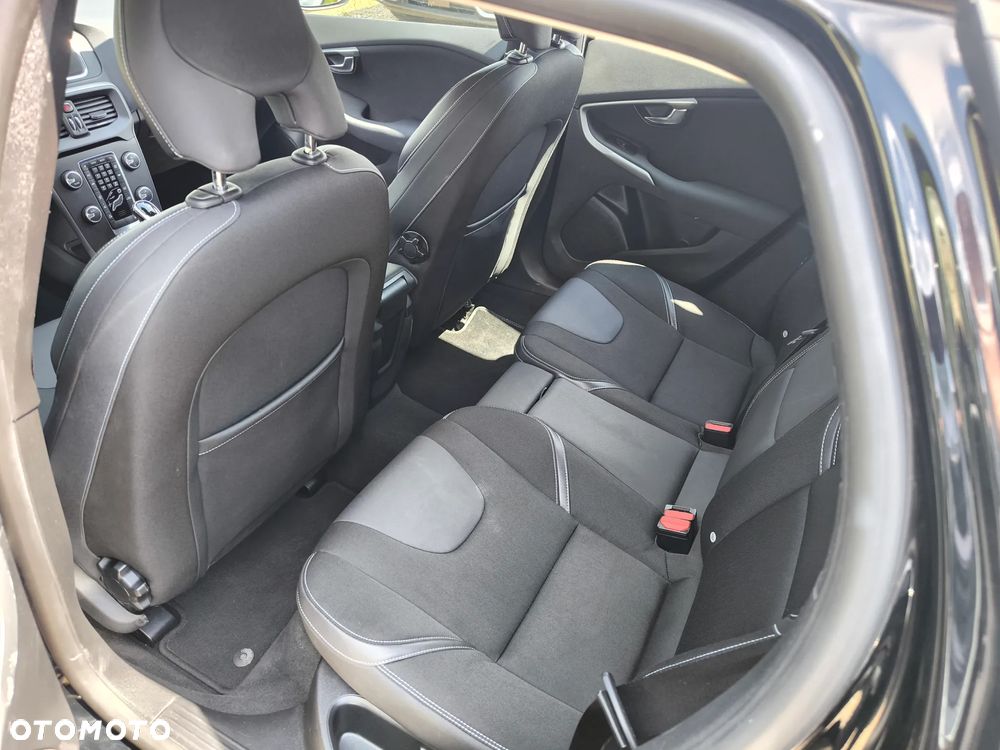 Volvo V40 - 14