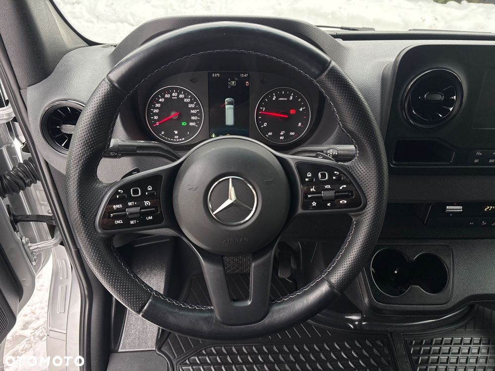 Mercedes-Benz Sprinter Long SELECT 9G-Tronic 907.235 - 22