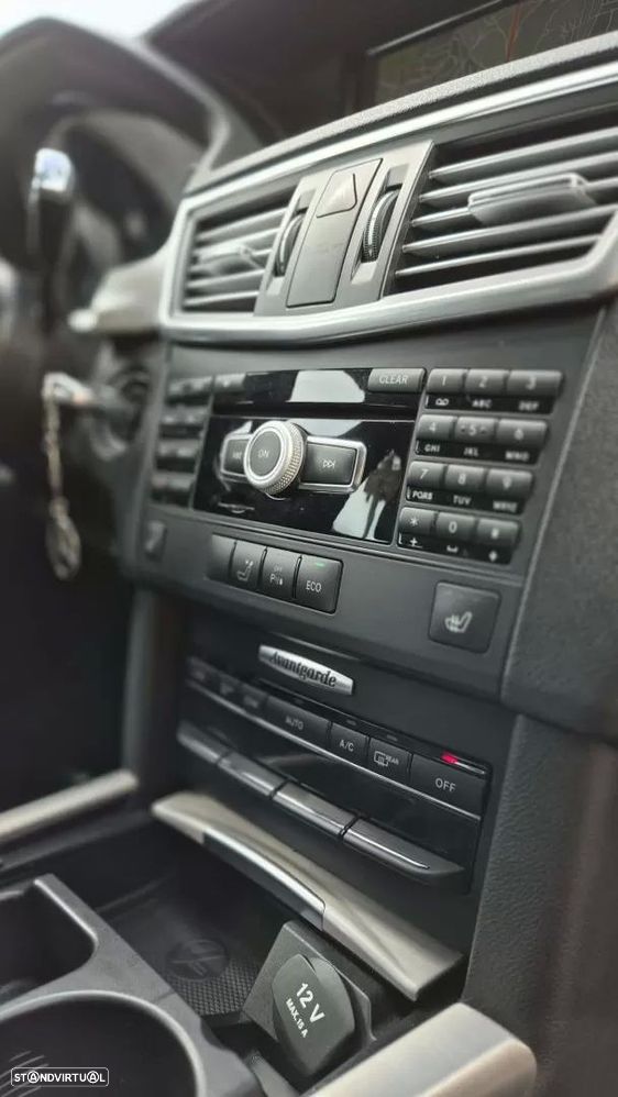 Mercedes-Benz E 220 BlueTEC Avantgarde Auto. - 17