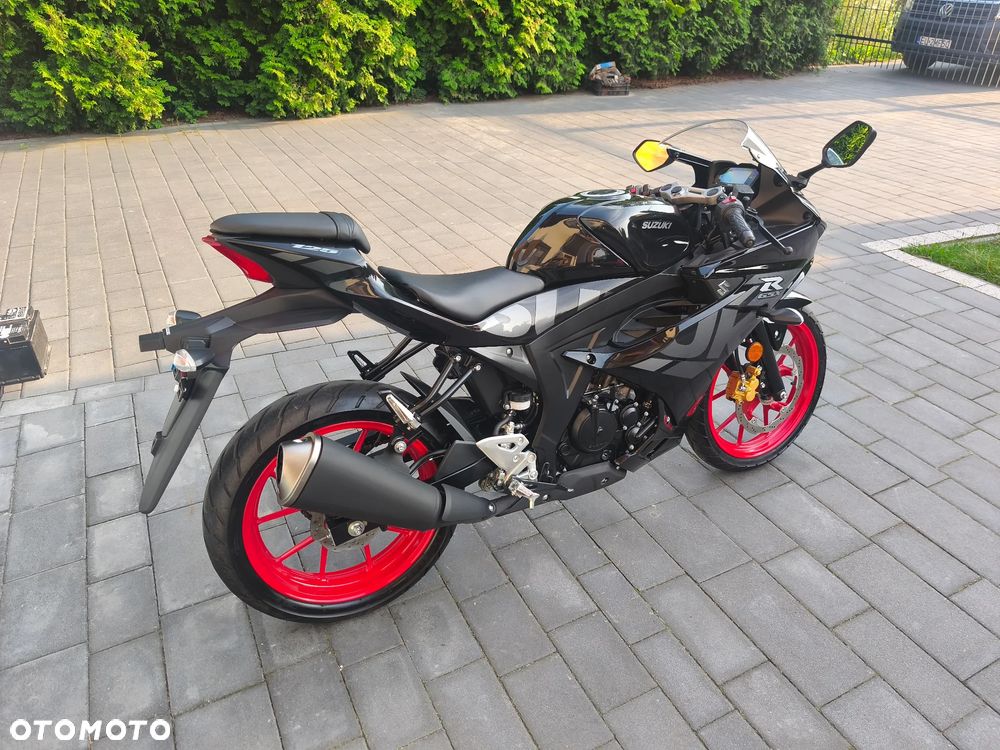 Suzuki GSX-R - 3