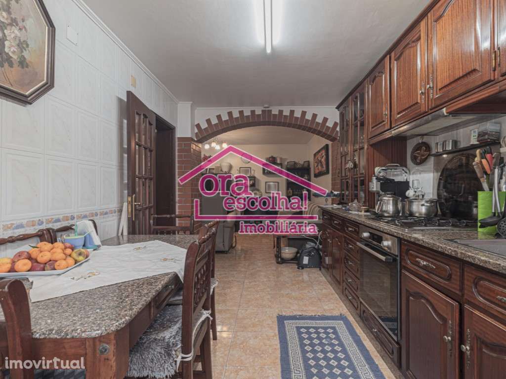 Terreno urbano de 940 m2 com Moradia unifamiliar T2 com 55 m2 na Co... - Grande imagem: 5/17