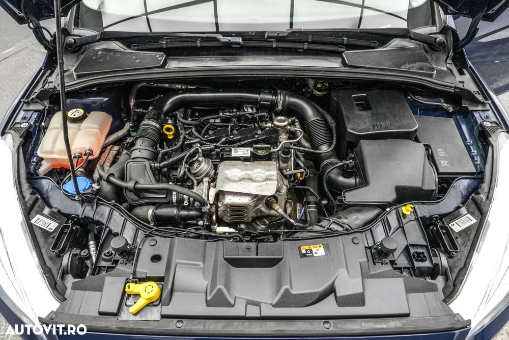 Ford Focus 1.0 EcoBoost Trend - 22