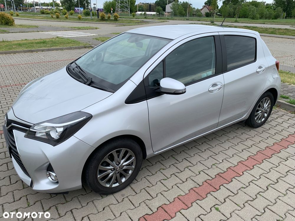 Toyota Yaris 1.33 Premium - 16