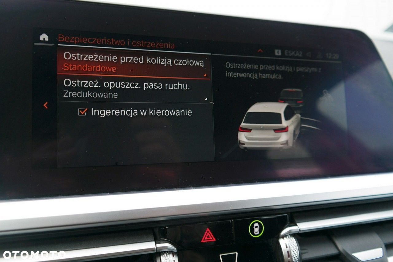 BMW Seria 3 318d Sport Line Shadow - 20