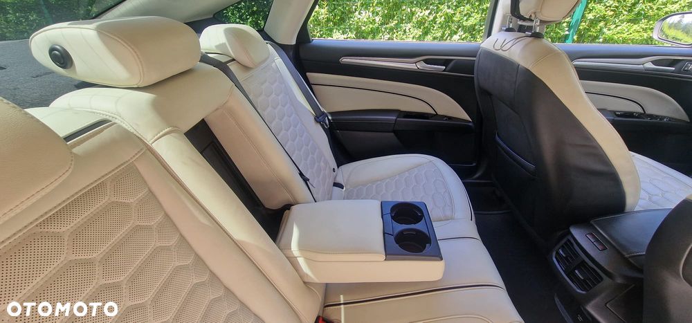 Ford Mondeo Vignale 2.0 TDCi 4WD PowerShift - 24