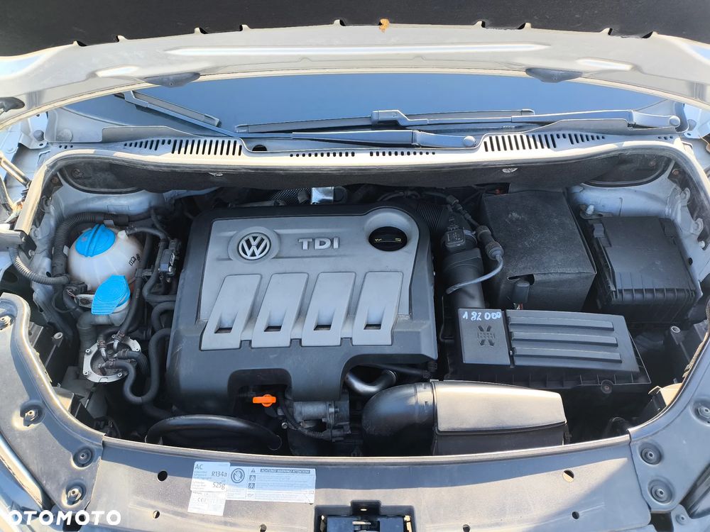 Volkswagen Touran 1.6 TDI DPF BlueMotion Technology DSG STYLE - 11