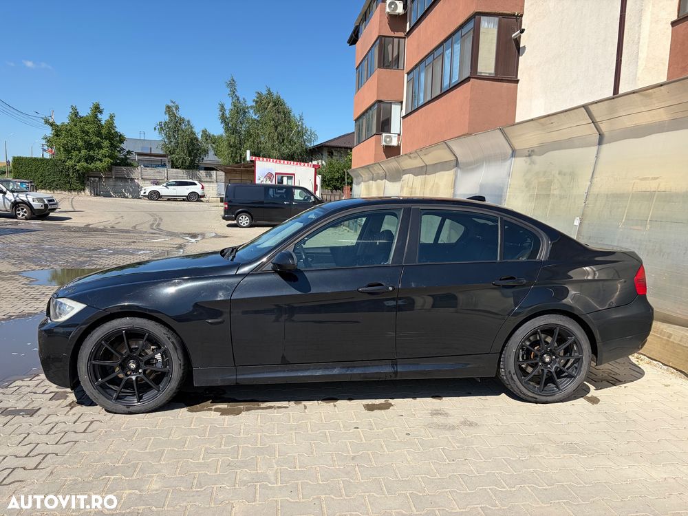 BMW Seria 3 320d - 11