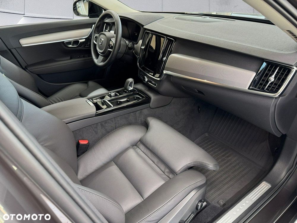 Volvo V90 - 28