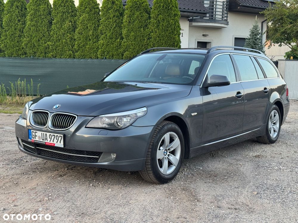 BMW Seria 5 520d Edition Exclusive - 4