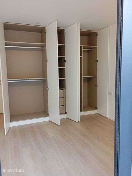 Apartamento T2 para arrendamento - Grande imagem: 2/4