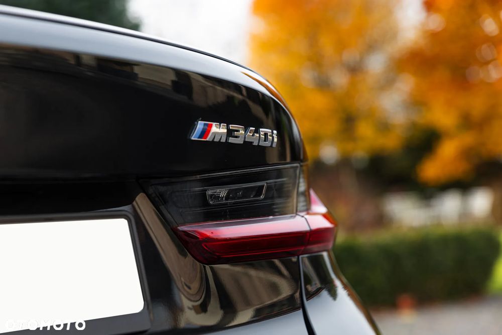 BMW Seria 3 M340i xDrive - 18