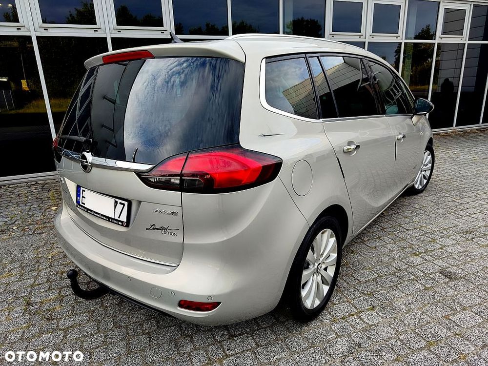 Opel Zafira 2.0 CDTI Cosmo - 4