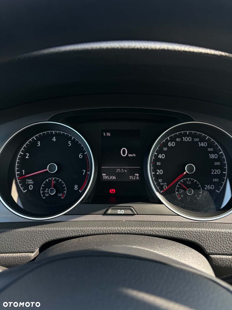 Volkswagen Golf 1.2 TSI BMT Comfortline - 18