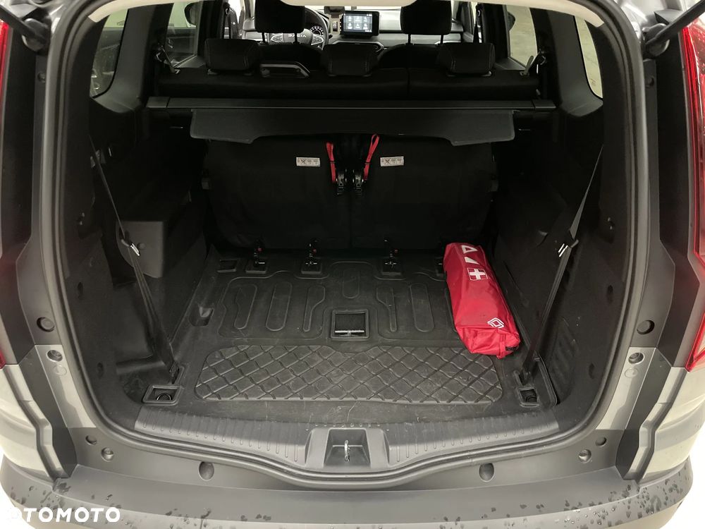Dacia Jogger 1.0 TCe Extreme 7os - 17