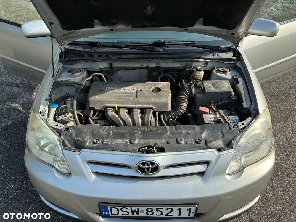 Toyota Corolla 1.6 VVT-i Sol (air6) - 11