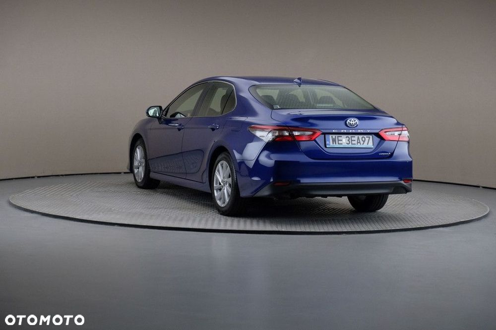 Toyota Camry 2.5 Hybrid Comfort CVT - 2