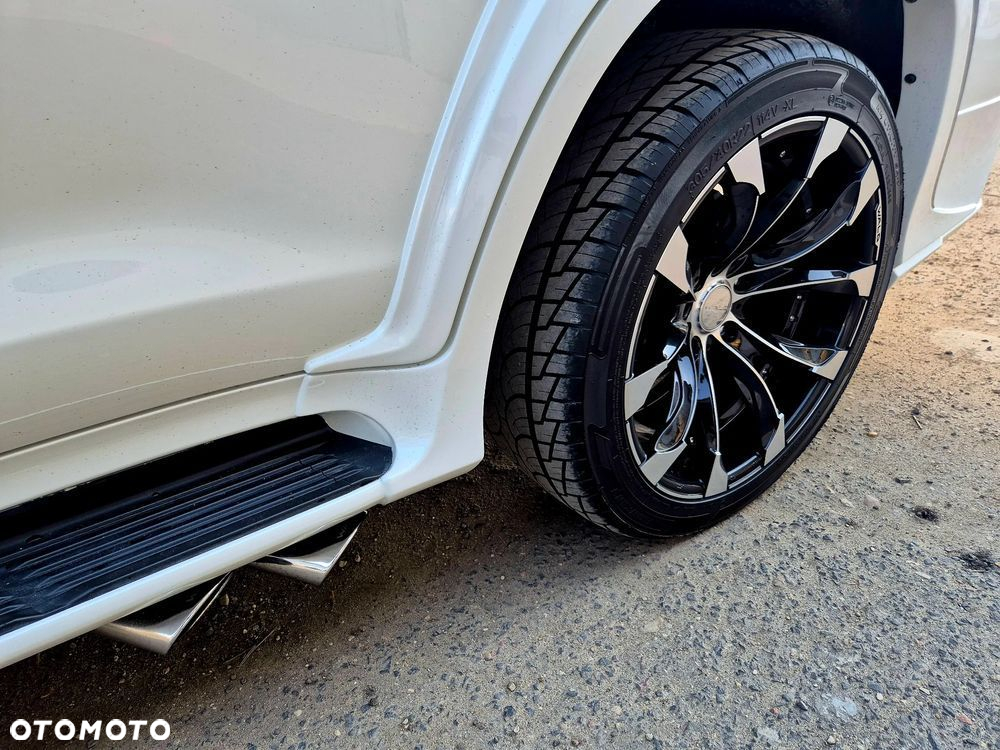 Lexus LX 570 Omotenashi - 28