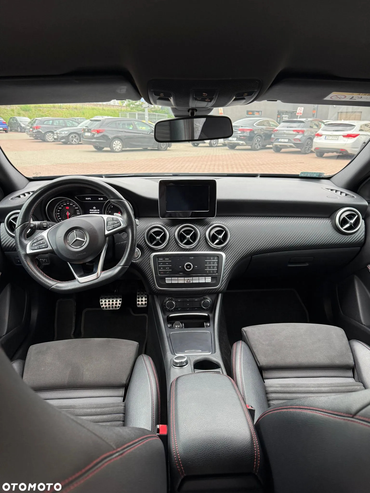 Mercedes-Benz Klasa A 180 7G-DCT AMG Line - 9