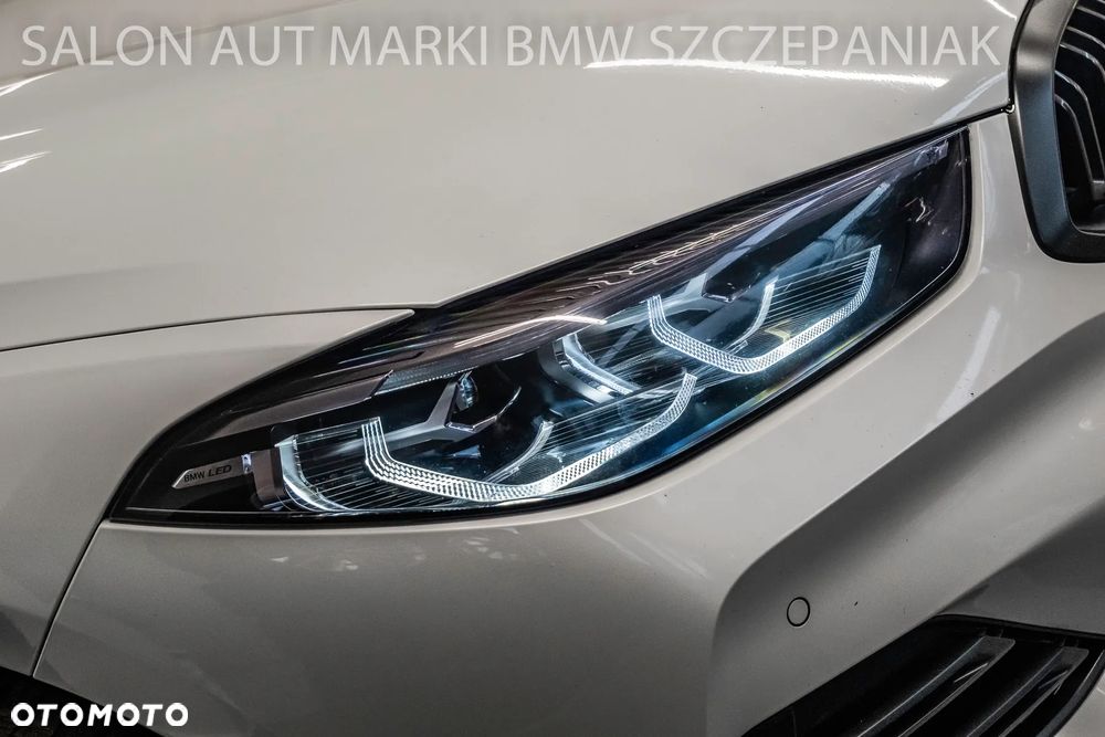 BMW Seria 8 840i xDrive - 4