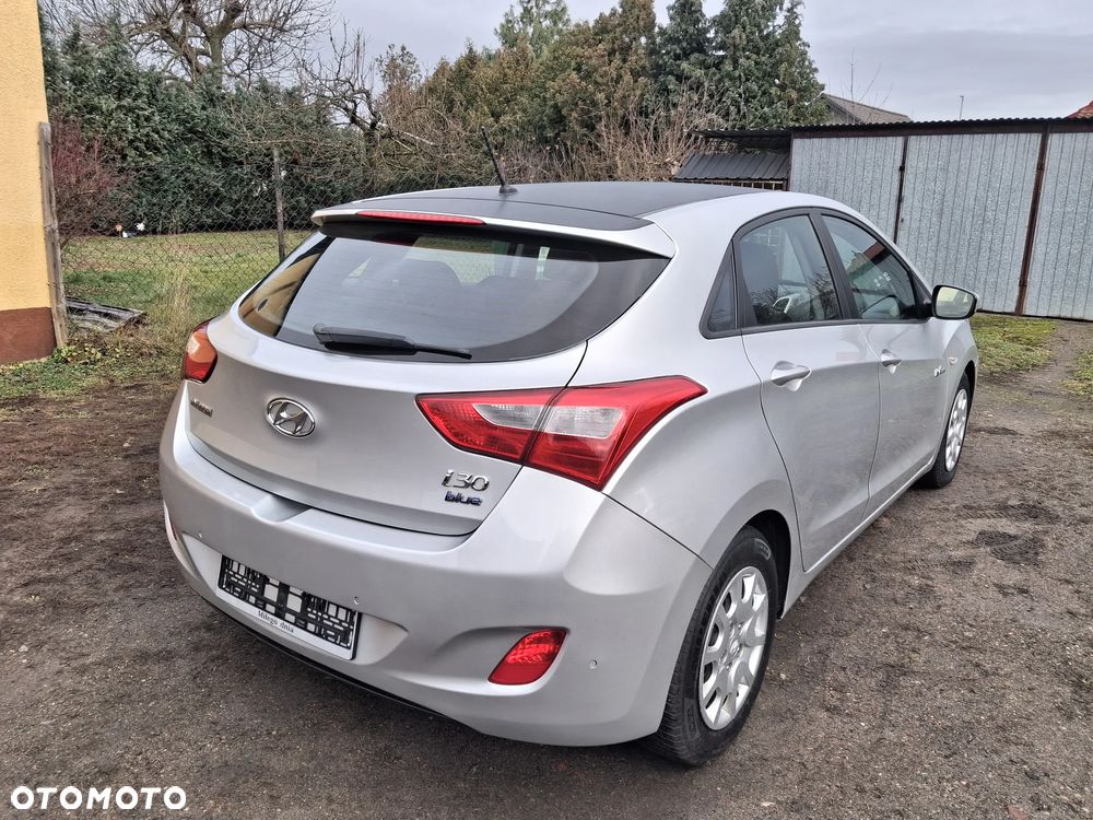 Hyundai i30 1.4 Trend - 11