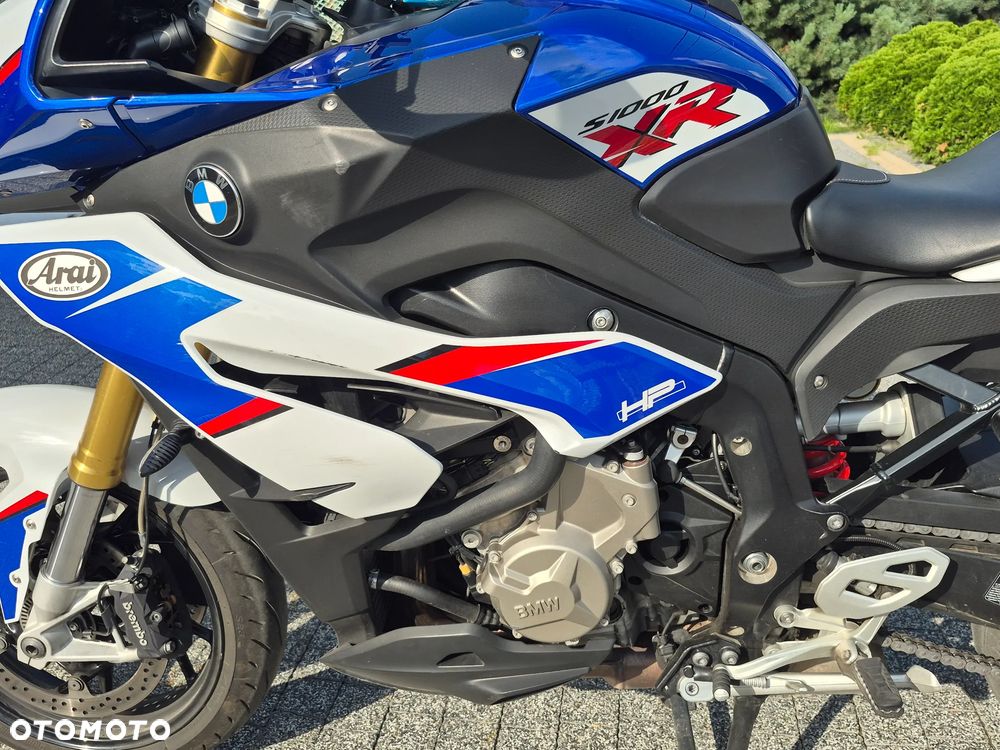 BMW XR - 10
