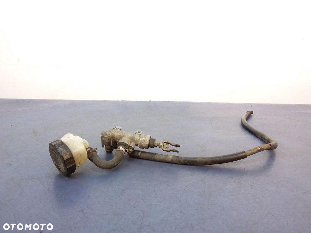 SUZUKI GSX 600F POMPA HAMULCOWA TYŁ - 1