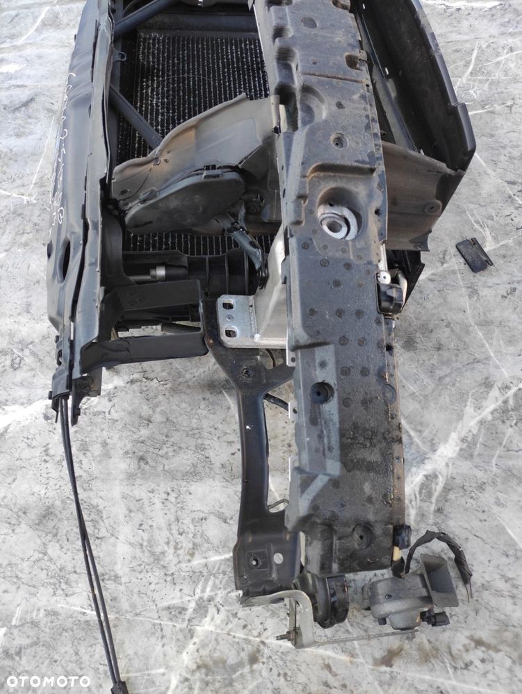 PAS PRZEDNI WZMOCNIENIE CZOŁOWE CHŁODNICE WIATRAK BMW E60 N52 N53 2.5 3.0 B - 3