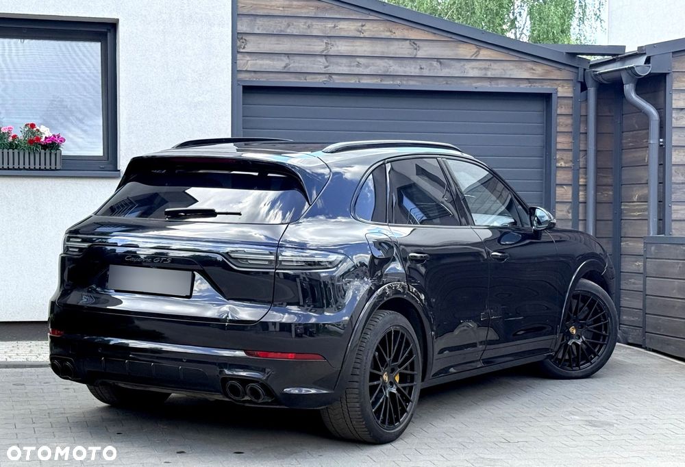 Porsche Cayenne GTS - 12