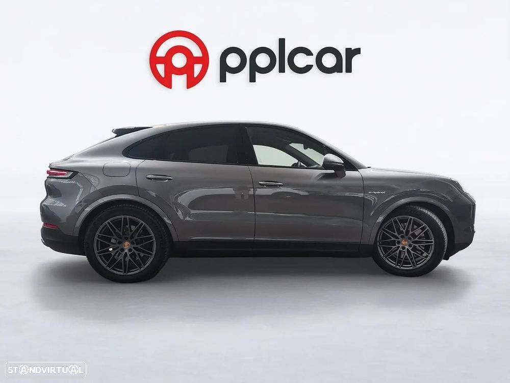 Porsche Cayenne Coupé E-Hybrid - 7