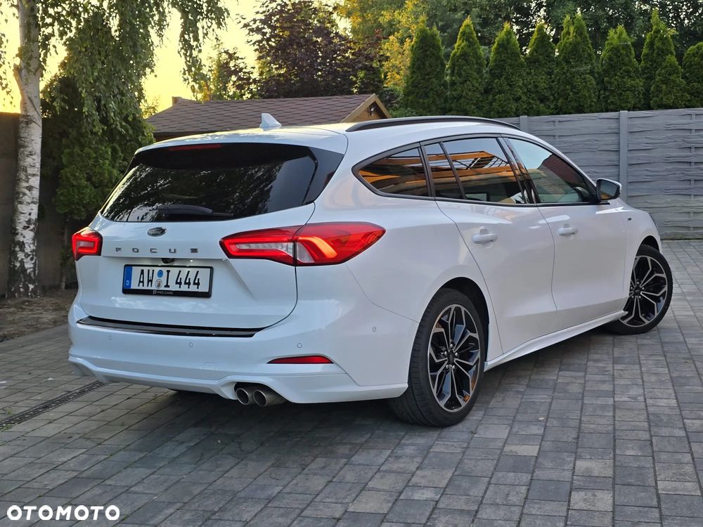 Ford Focus - 8