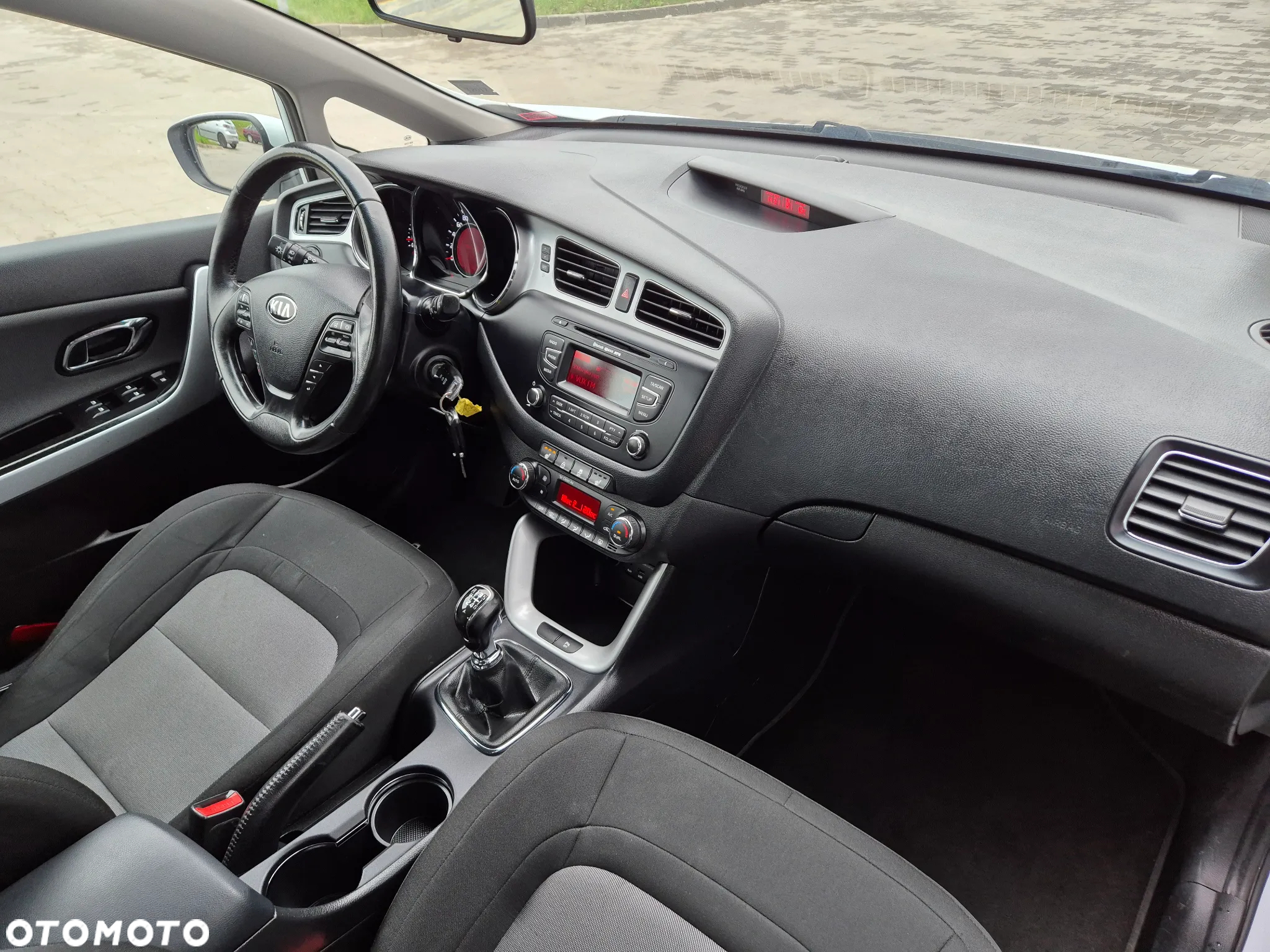 Kia Ceed 1.4 CVVT - 14