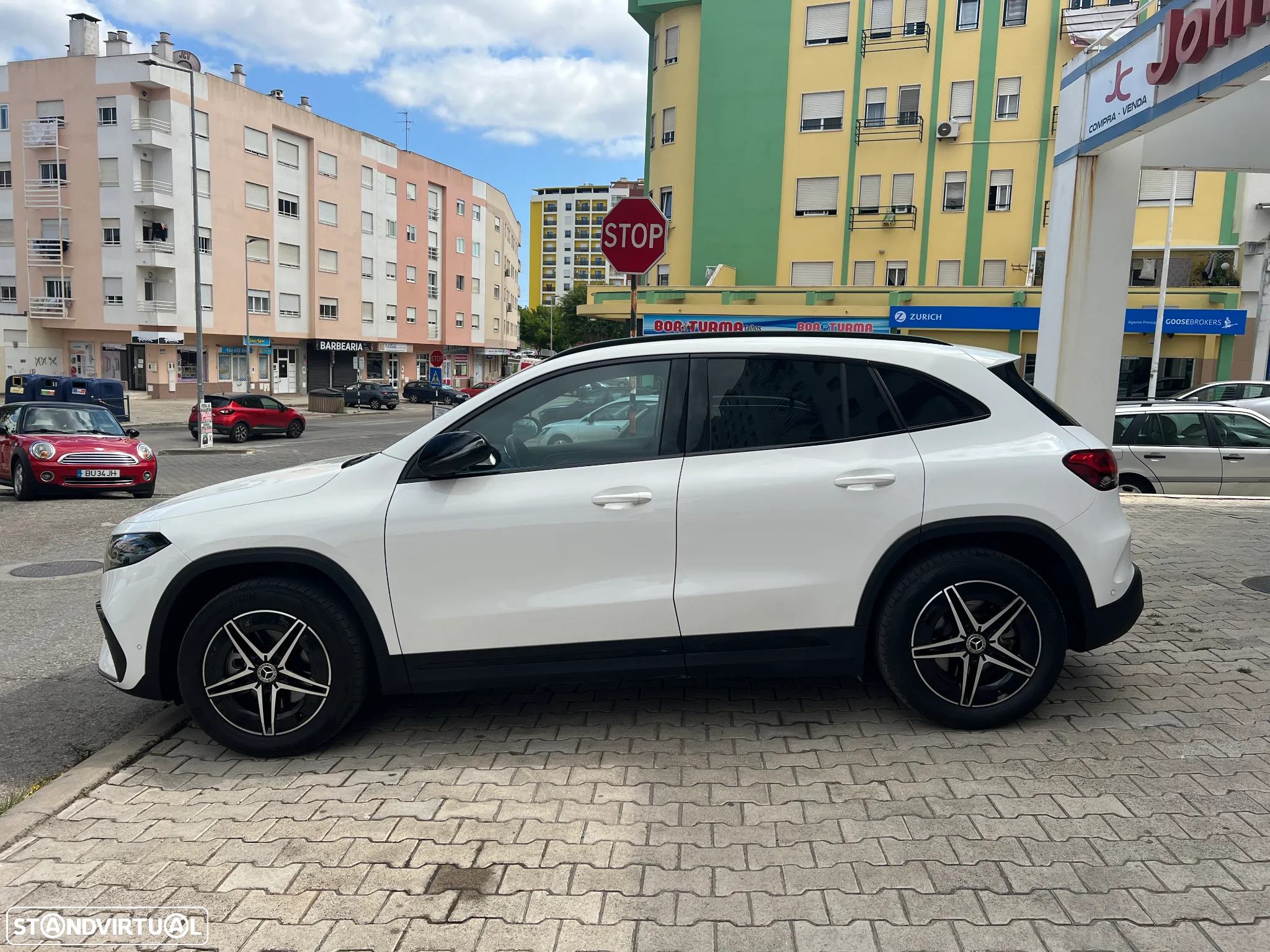 Mercedes-Benz EQA 250 AMG Line - 4