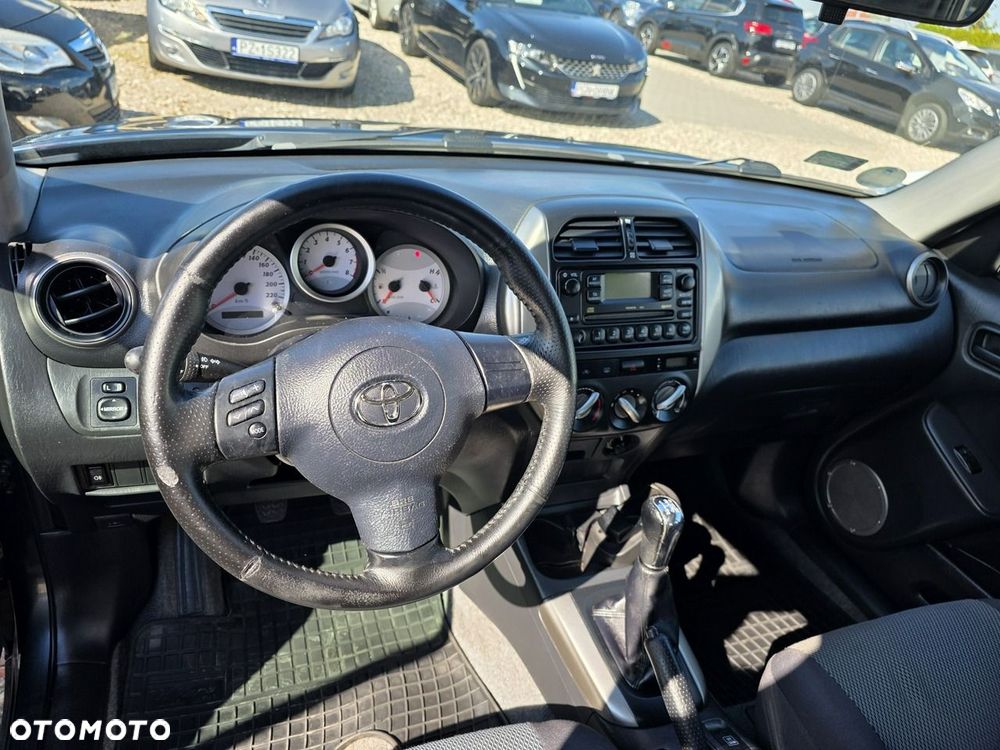 Toyota RAV4 1.8 VVT-i Luna 2WD - 28
