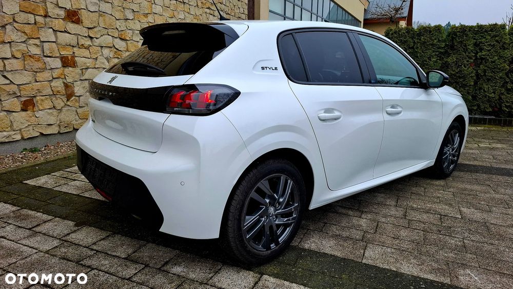 Peugeot 208 1.2 PureTech Style S&S - 3