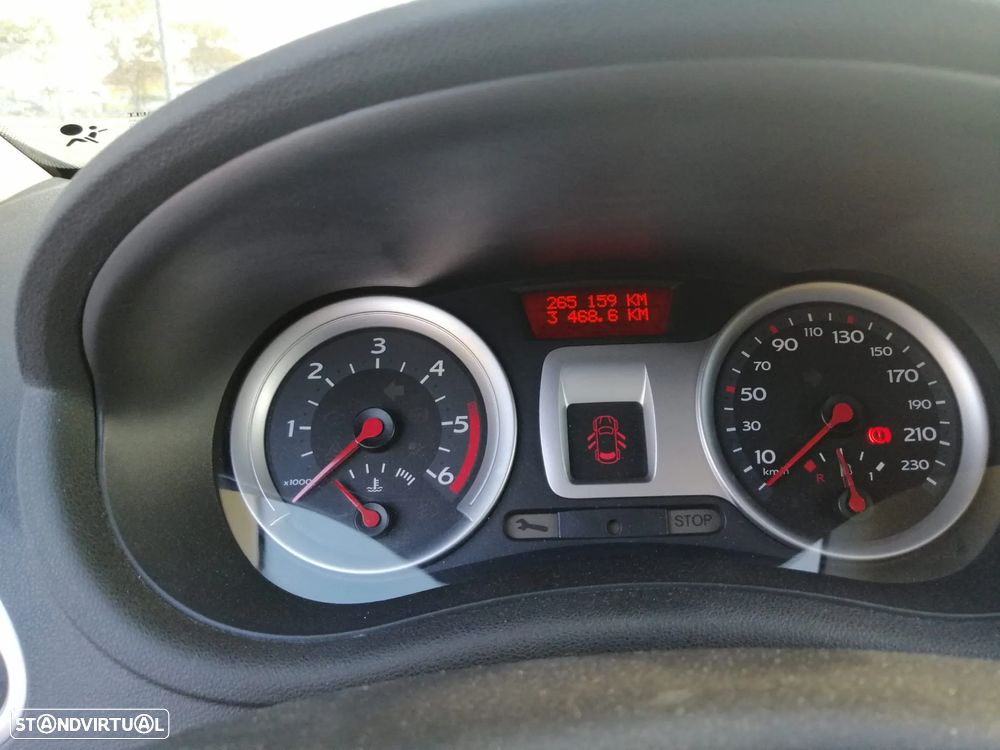 Renault Clio 1.5 dCi Dynamique - 14