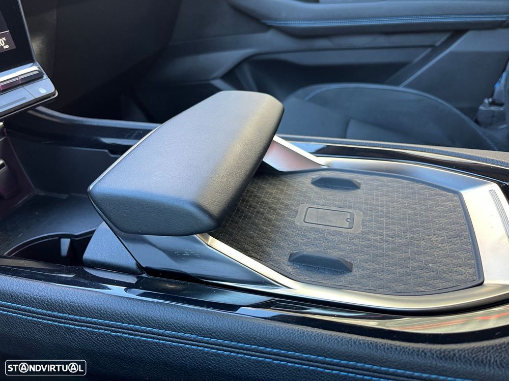 Renault Austral 1.2 Full Hybrid E-Tech Esprit Alpine - 25