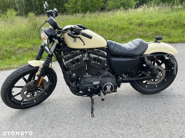 Harley-Davidson Sportster Iron 883 - 6
