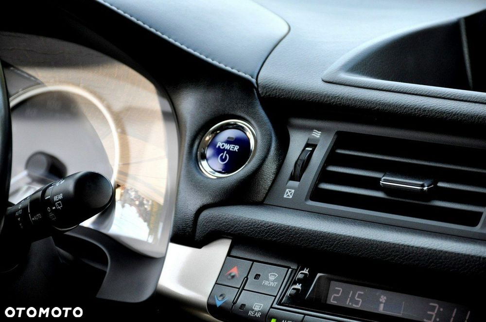 Lexus CT 200h Elegance EU6 - 32
