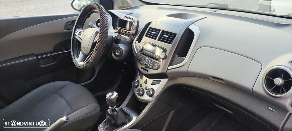 Chevrolet Aveo 1.3 VCDi LT - 6