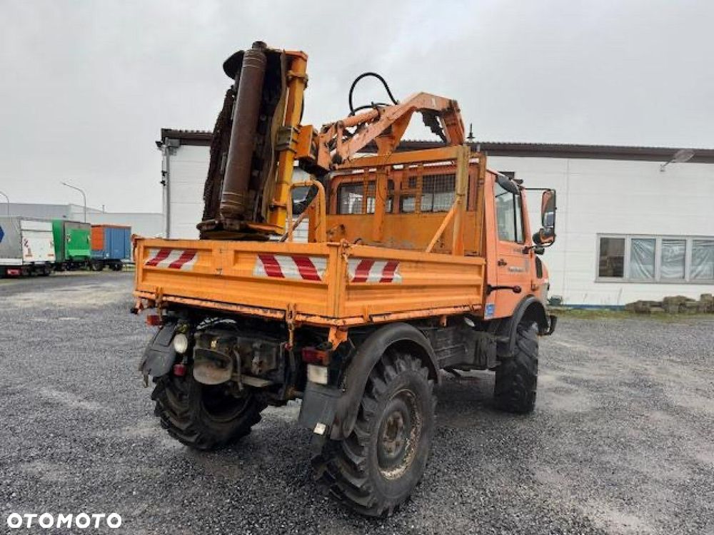 Unimog Unimog 1400 4X4 Kosiarka teleskopowa posypywarka - 2