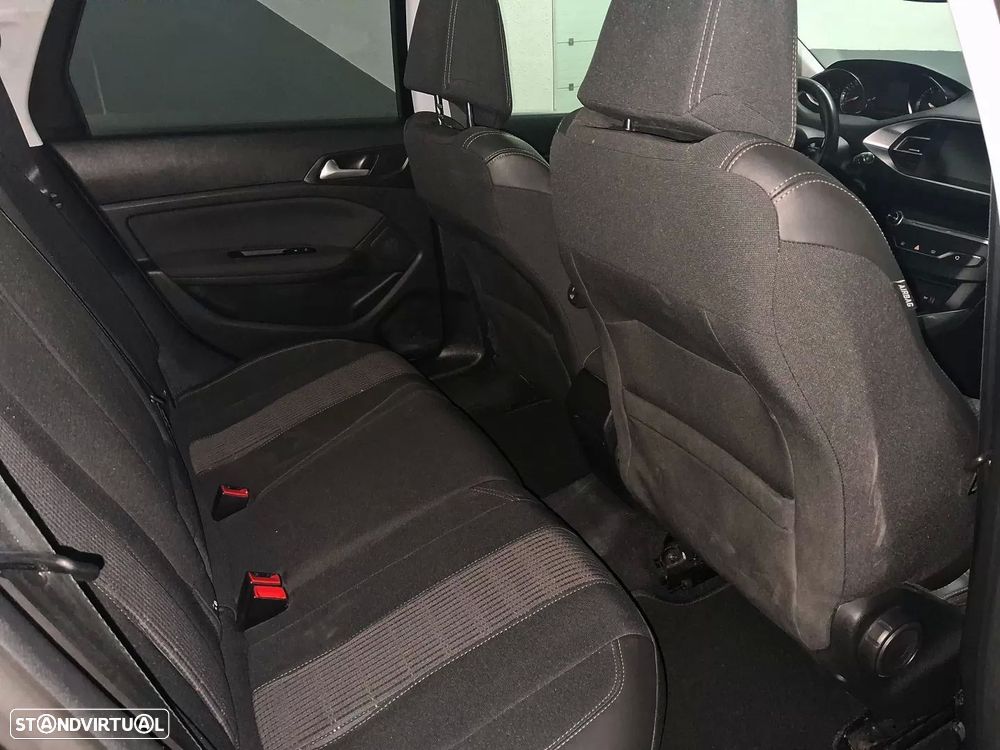 Peugeot 308 SW - 21