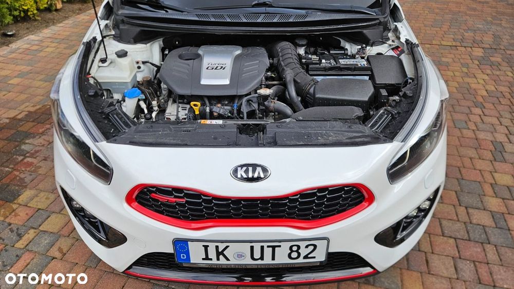 Kia Ceed - 27