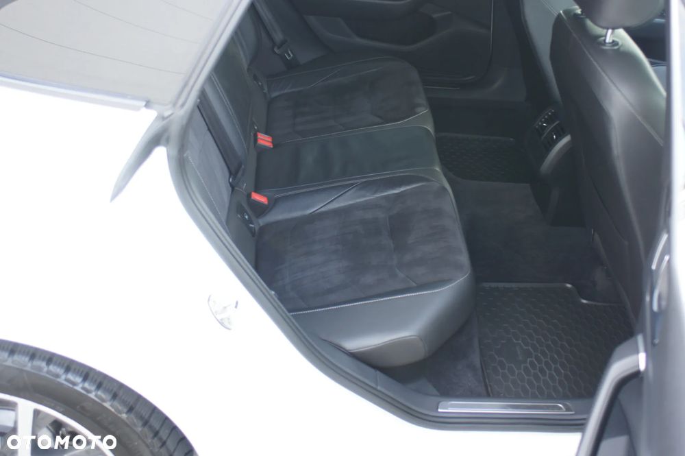 Volkswagen Arteon 2.0 TDI SCR R-Line Edition DSG - 21